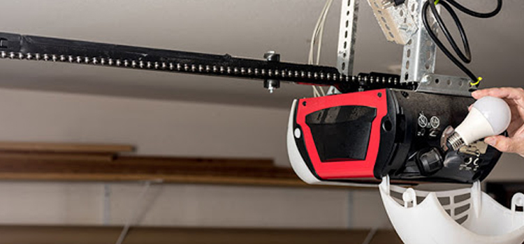 automatic garage door opener repair in Oakleaf Plantation